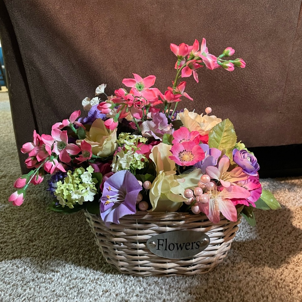 Pink floral arrangement
